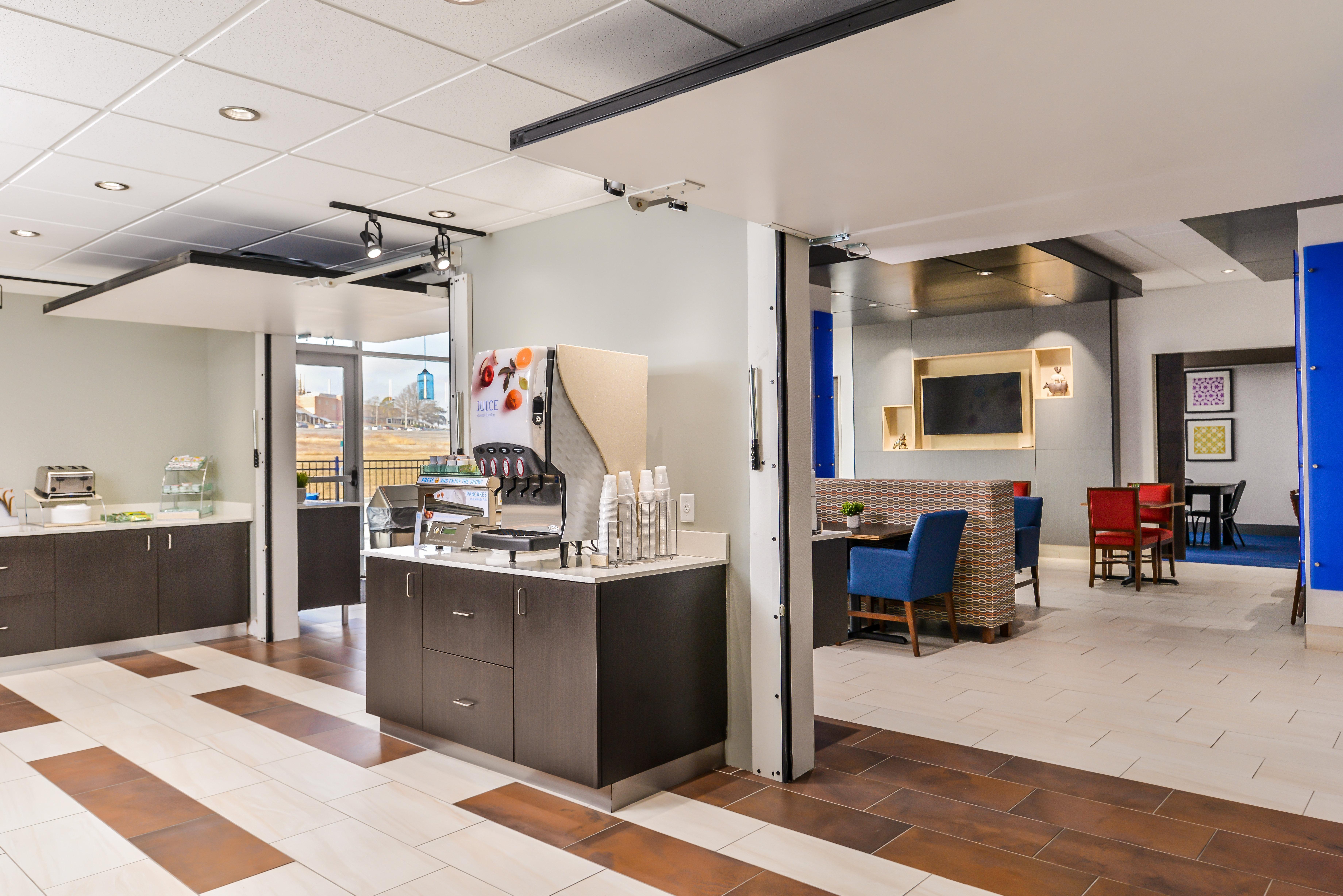 Holiday Inn Express & Suites - Kansas City - Lee'S Summit By Ihg Eksteriør bilde