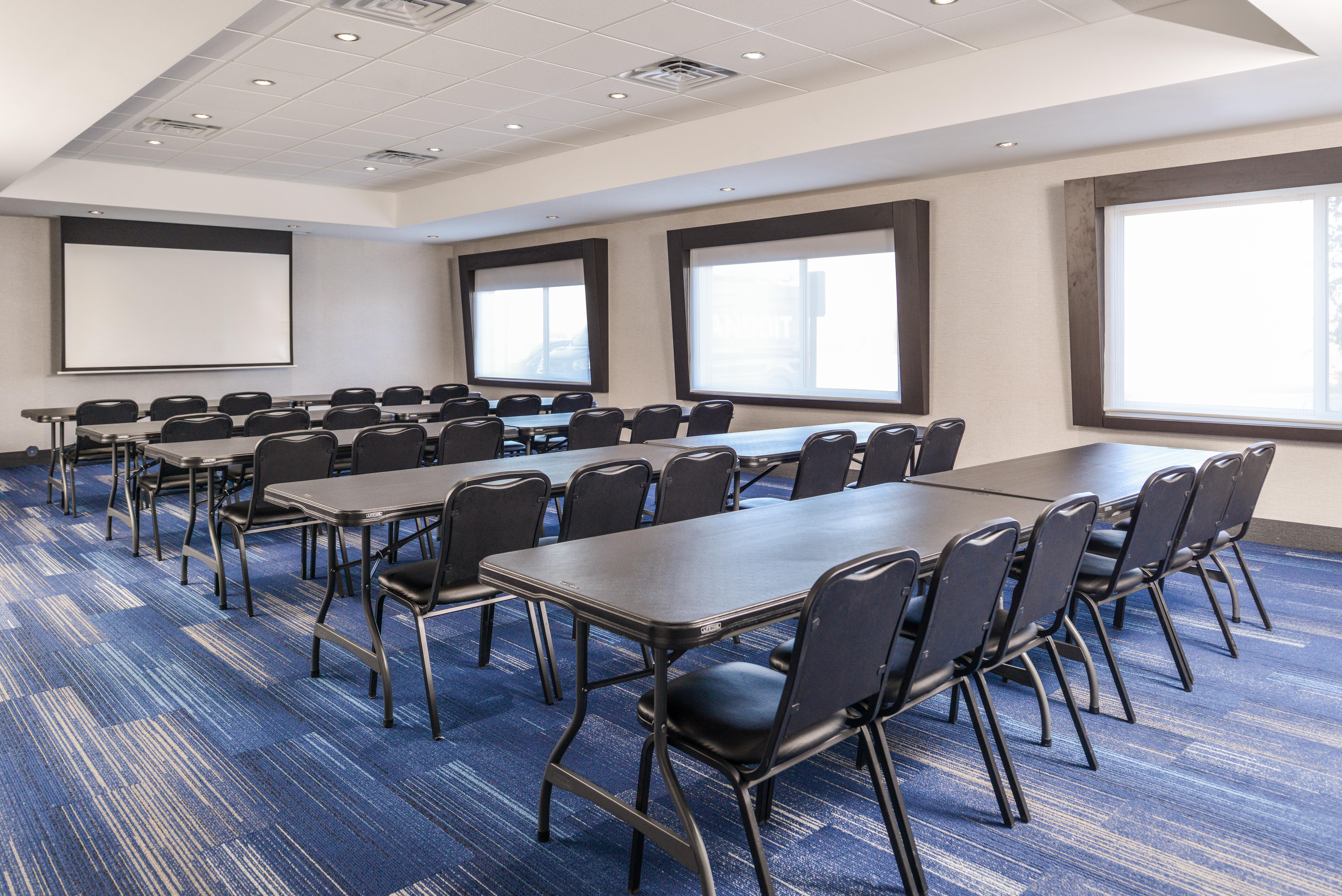 Holiday Inn Express & Suites - Kansas City - Lee'S Summit By Ihg Eksteriør bilde